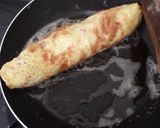 Foto langkah ke 4 dari resep Dadar Telur Gulung.