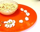 A picture of step 3 of મખાણા ફીરની.