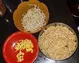 Foto langkah ke 2 dari resep Ramen Vegetarian ala yens.