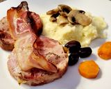 Foto del paso 7 de la receta: Medallones de roti de cerdo con salsa de champiñones y bacon