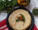 चावल के आटे की रोटी (Chawal ke aate ki roti recipe in Hindi) रेसिपी चरण 5 फोटो