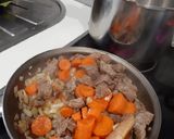 Foto del paso 3 de la receta Patatas estofadas con carne
