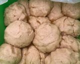 صورة لخطوة 2 من وصفة مقروضه بالعجوه بعجينه الكعك 👌🏼😋