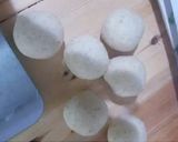 A picture of step 1 of Honey griwech, sesame seeds.