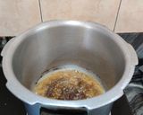 A picture of step 2 of Drumstick aloo curry.