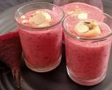 Beetroot Banana Smoothie recipe step 3 photo