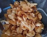 Foto langkah ke 2 dari resep Kripik singkong bumbu rujak.