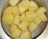 নিরামিষ গ্রেভি ফুলকপি (Niramish Gravy Fulkopi recipe in Bengali) রেসিপির ধাপ 1 ছবি