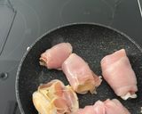 Foto del paso 1 de la receta: Pechuga de pollo rellena con salsa de calabacín y puerro