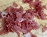 Foto del paso 2 de la receta: Ensalada de nectarina, melón y jamón