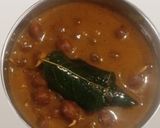 A picture of step 4 of Puttu kadalai curry.