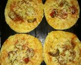 Foto langkah ke 6 dari resep Pizza mini crunch.