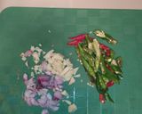 Foto langkah ke 2 dari resep Tumis pakis air.