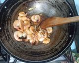 Foto langkah ke 3 dari resep Udang Goreng Saus Mentega.
