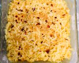 A picture of step 4 of Garlicky mac n cheese with chilli flakes.