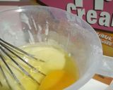 Foto langkah ke 2 dari resep Whipping Cream Pancakes.