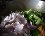 A picture of step 4 of Kadhai Paneer.