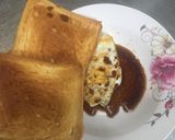Hình bước làm 4 của món Trứng ốp la trong sandwich