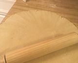 Foto del paso 2 de la receta: Pizza Casera Sin Levadura Muy Fácil De Hacer 🍕