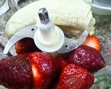 Une image de l'étape 1 de Smoothie fraise 🍓/ banane 🍌.
