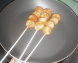 Foto langkah ke 7 dari resep Cilok isi sosis Bakar  😘.
