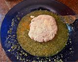 Foto del paso 2 de la receta: Milanesas de hamburguesas