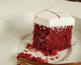 Foto langkah ke 10 dari resep Red Velvet Tanpa Terigu (No Mixer, Bisa Oven/Kukus).