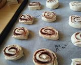 Túrós tésztájú kakaós csiga recept fázis 3 fotója