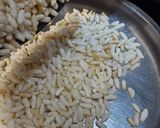 मूरमूरा ड्राई फ्रूट् चिक्की रेसिपी चरण 1 फोटो