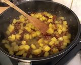 Une image de l'étape 8 de Poêlée de riz et pommes de terre aux tomates séchées et épices indiennes.