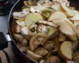 A picture of step 7 of Vidarbha special Nagpuri style Wanga batata Saoji masala bhaji.