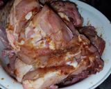 Foto del paso 2 de la receta: Pollo y conejo al horno acompañado con rocoto relleno y soltero de habas