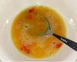 Foto langkah ke 1 dari resep Telur Dadar Sambal Bawang.