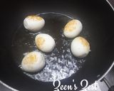 A picture of step 2 of Zambre Thool Teh Daal/Kashmiri Fried Eggs with Bengal Gram.