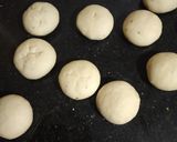 A picture of step 5 of Urad dal kachuri.