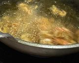 Foto langkah ke 2 dari resep Udang Api Goreng Bawang.