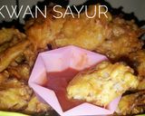 Foto langkah ke 4 dari resep Bakwan Sayur Merah.