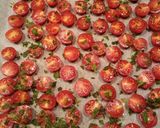 A picture of step 1 of Caramelised roasted tomatoes.