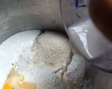 Foto langkah ke 2 dari resep Woolroll Bread Isi Abon Keju.