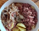 Foto del paso 1 de la receta: Tortilla de papas, jamón y cebolla