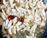 A picture of step 3 of Szechuan chicken.