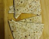 A picture of step 2 of Quick homemade nacho chips.