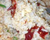 Gambar langkah 3 resipi Nasi Goreng (Guna Perencah Garlic Bharta).