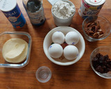 Foto del paso 1 de la receta: Panqué de La Lechera en licuadora con pasas y nueces