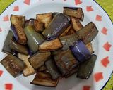 Foto langkah ke 1 dari resep Oseng terong tongkol.