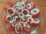 Ensalada de tomate y cebolla