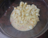 Foto del paso 3 de la receta: Tortilla de papas con cebolla, chorizo y perejil