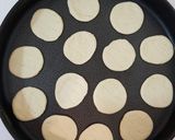 صورة لخطوة 5 من وصفة ميني بيتزا بصلصه لذيذة وسريعه 🍕
