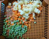 A picture of step 1 of Veg Vermicelli Upma.