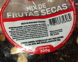 Foto del paso 2 de la receta: Desayuno con frutas frescas y frutos secos 😋